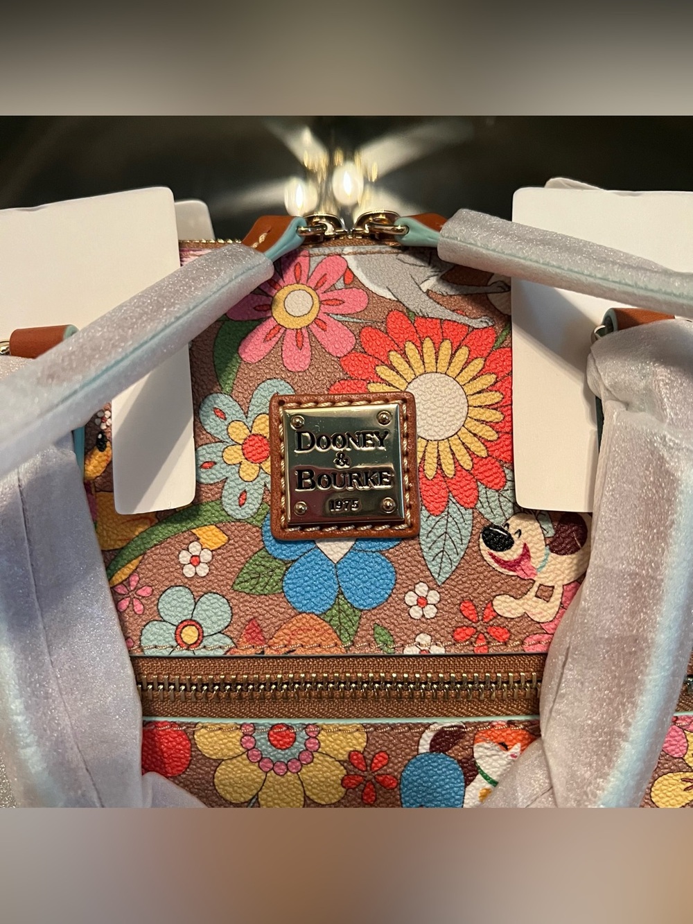Disney Floral Pets Dooney & Bourke Medium Satchel Bag NEW With Tags RARE - Picture 2 of 9
